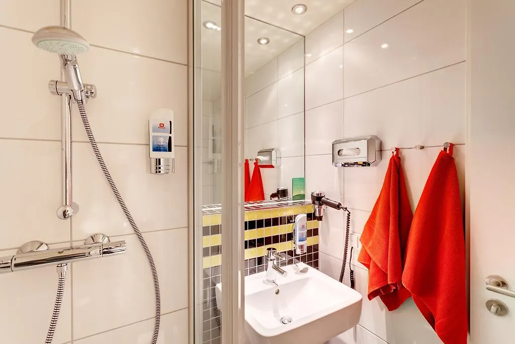 Meininger Hotel Frankfurt Main / Airport Франкфурт-на-Майне