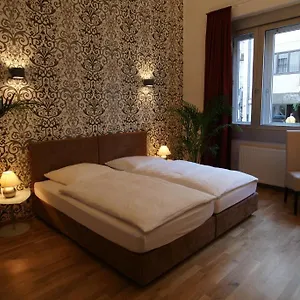 Otel Stern ***