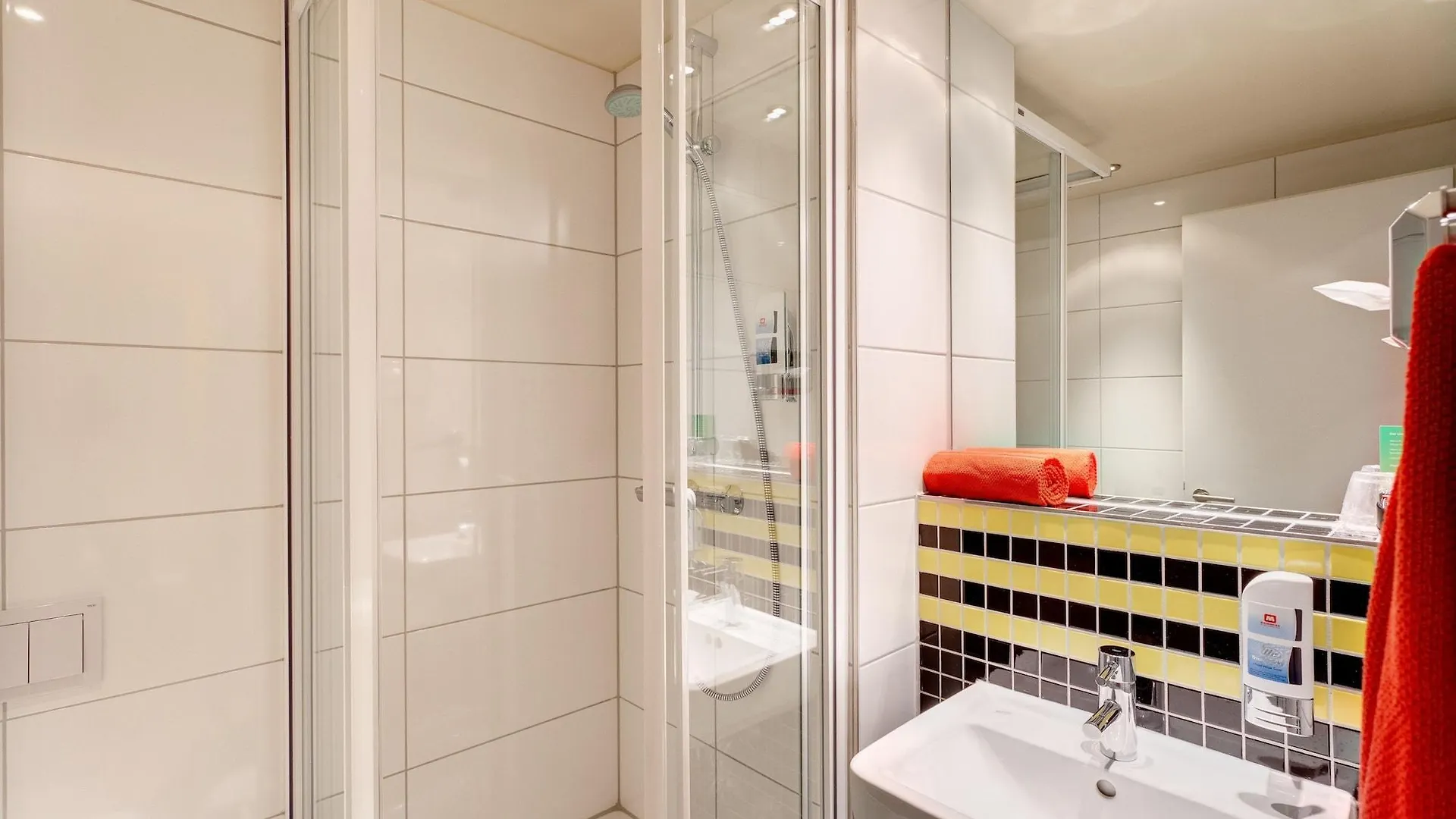 ***  Meininger Hotel Frankfurt Main / Airport Frankfurt am Main Germany