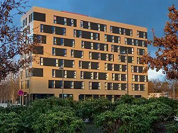 Meininger Hotel Frankfurt Main / Airport Frankfurt am Main