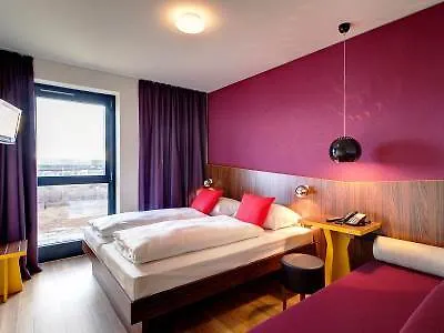 Meininger Hotel Frankfurt Main / Airport Frankfurt am Main